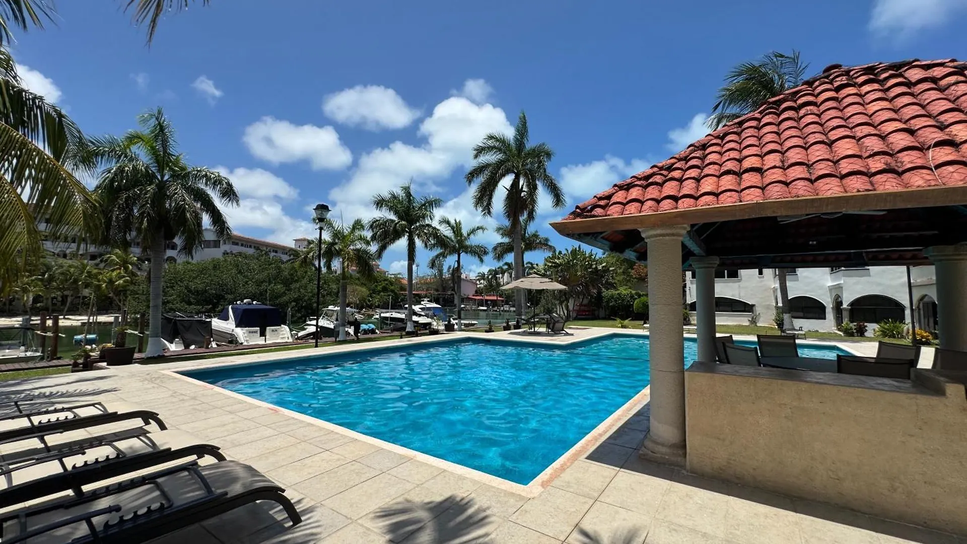 Marvelous Villa- In The Heart Of Cancun Hotel Zone 0*,